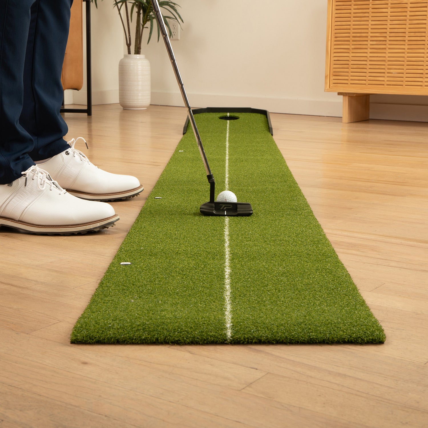 SKYTRAK™ 9' Putting Turf Mat with Automatic Electric Ball Return